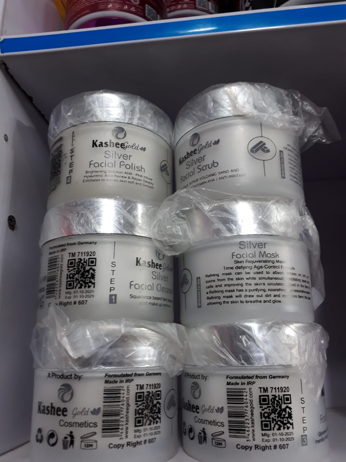 Kashee Whitening Facial large