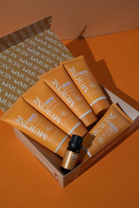 Muicin Vitamin C Go & Glow Facial Kit