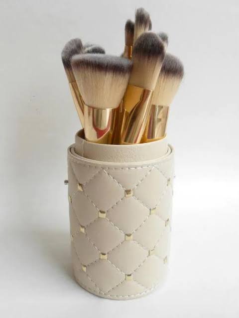BH cosmetics makeUp Brushes Set