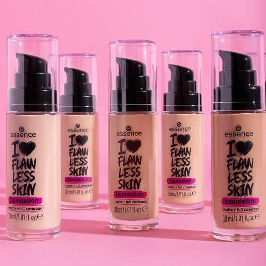 Essence i love flawless skin foundation matte+full coverage 30ml