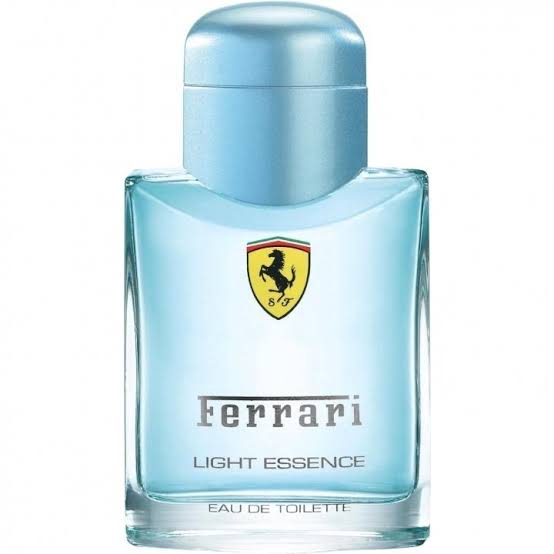 Ferrari Scuderia light essence Perfume Eau De Toilette For Men 125ml